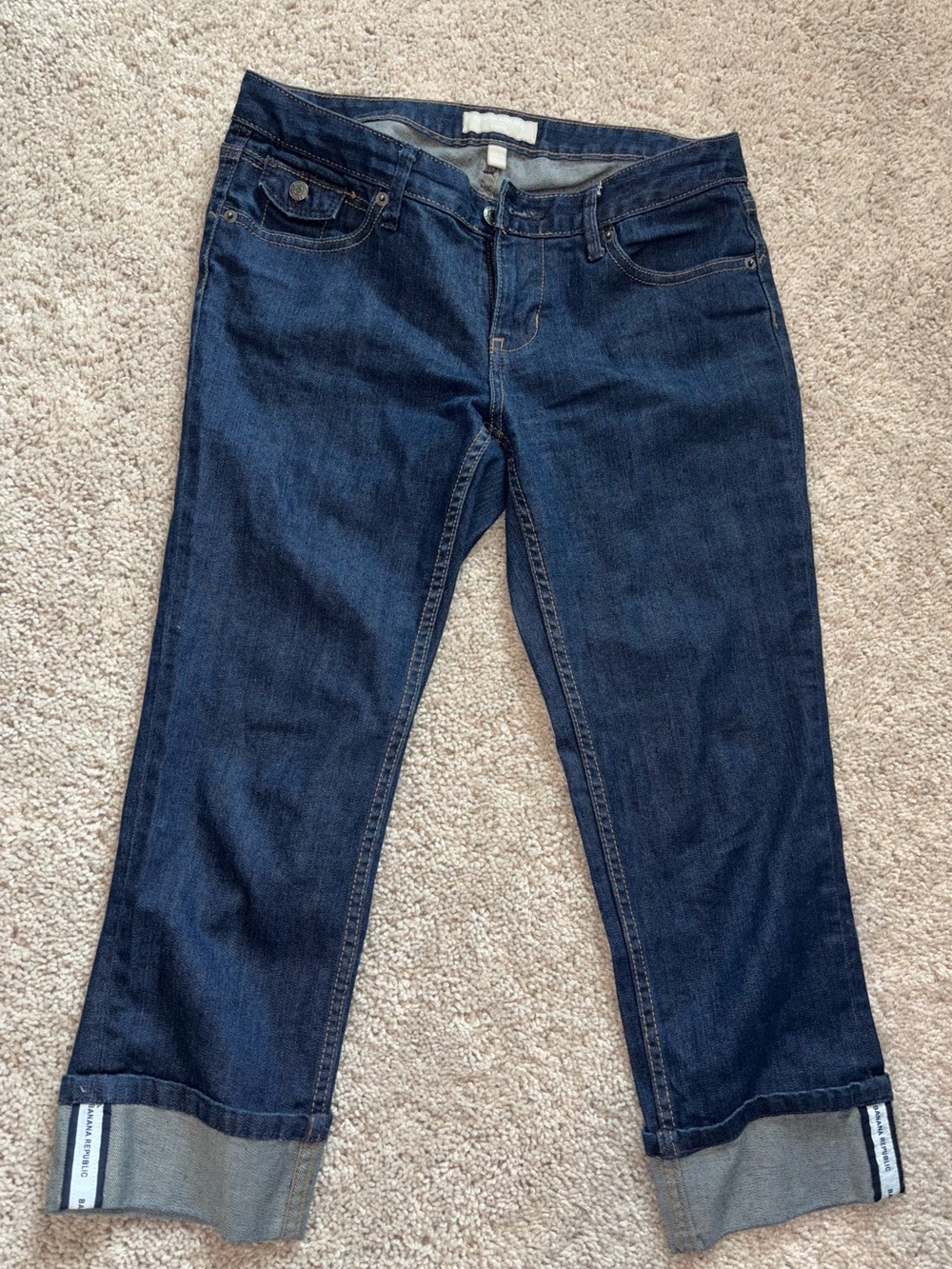 Banana Republic Dark Wash Stretch Denim Cropped Capri Jeans Logo Cuff 26/2